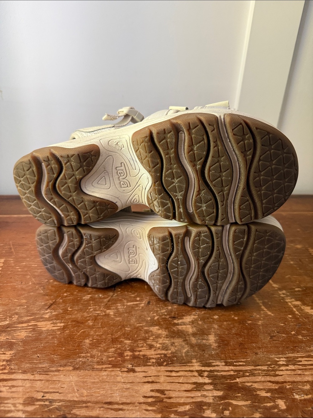 Teva Hurricane Ampsole Gaila Sandals - Picture 11 of 11